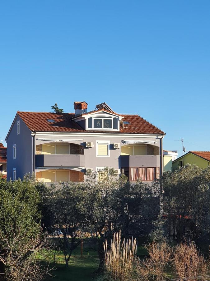 Apartmani Krajnovic Fazana Exterior photo